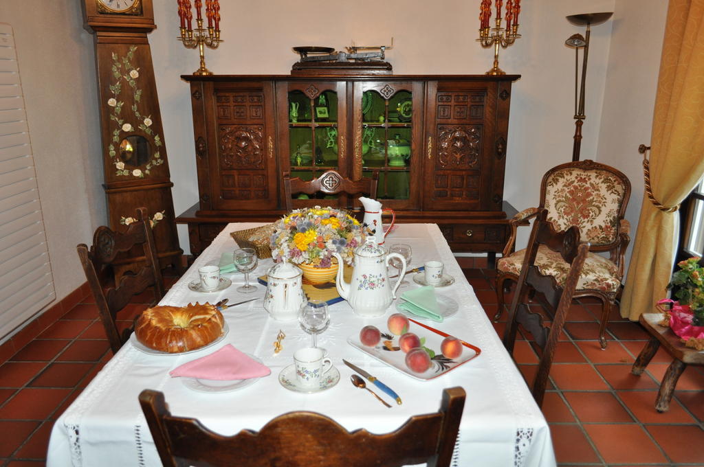 Hotel-Logis La Coraline Gannat Habitación foto
